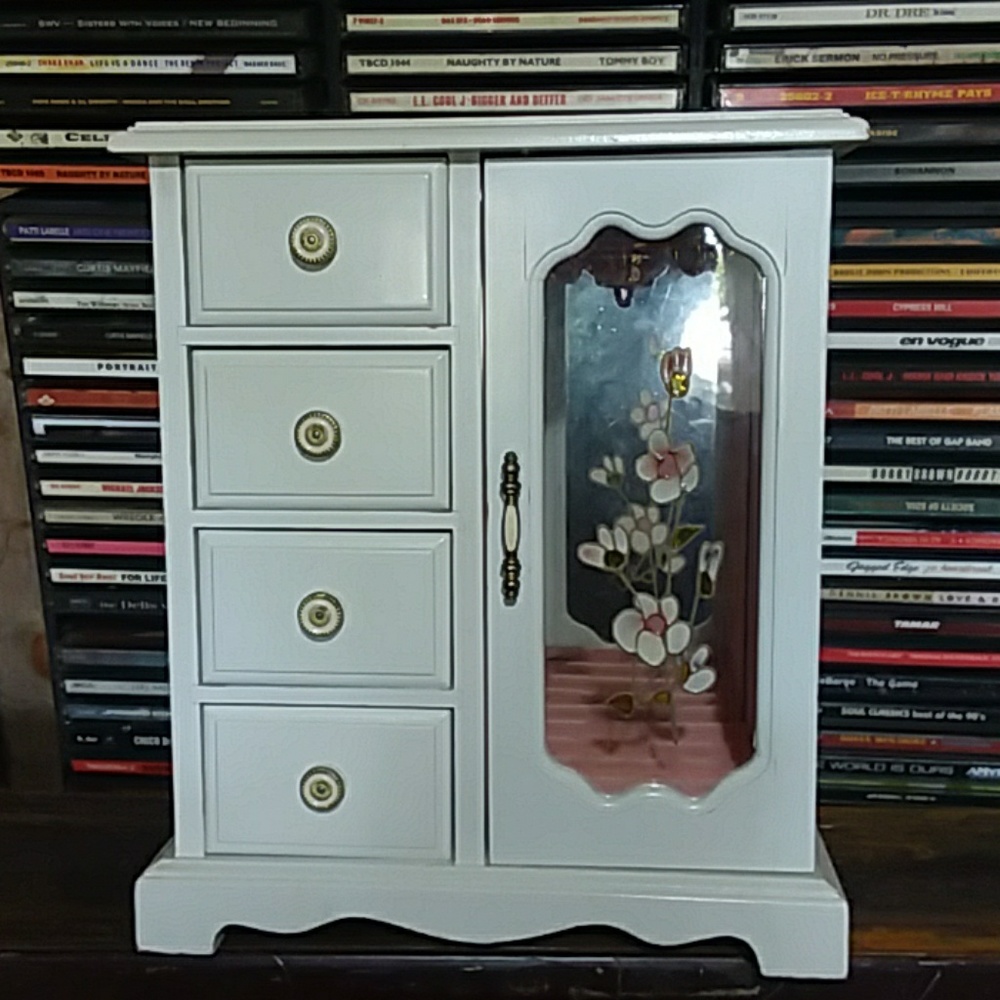 COPY - Jewelry box